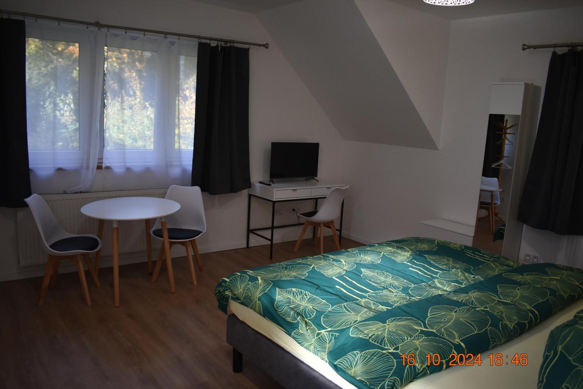 Hotel Flynnhouse Aš Esterno foto